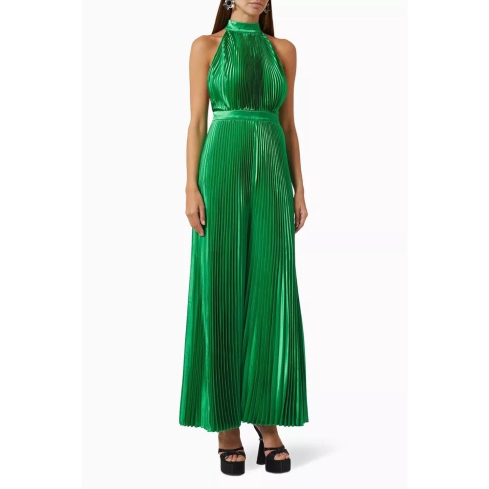 Elegant Green Pleated Halter jumpsuit